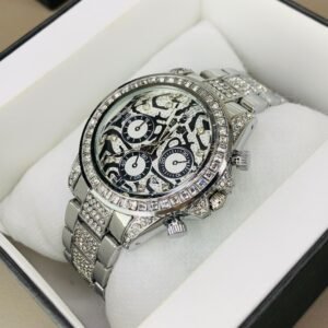gold plated chronograph tiger watch – diamond studded luxury (copy)